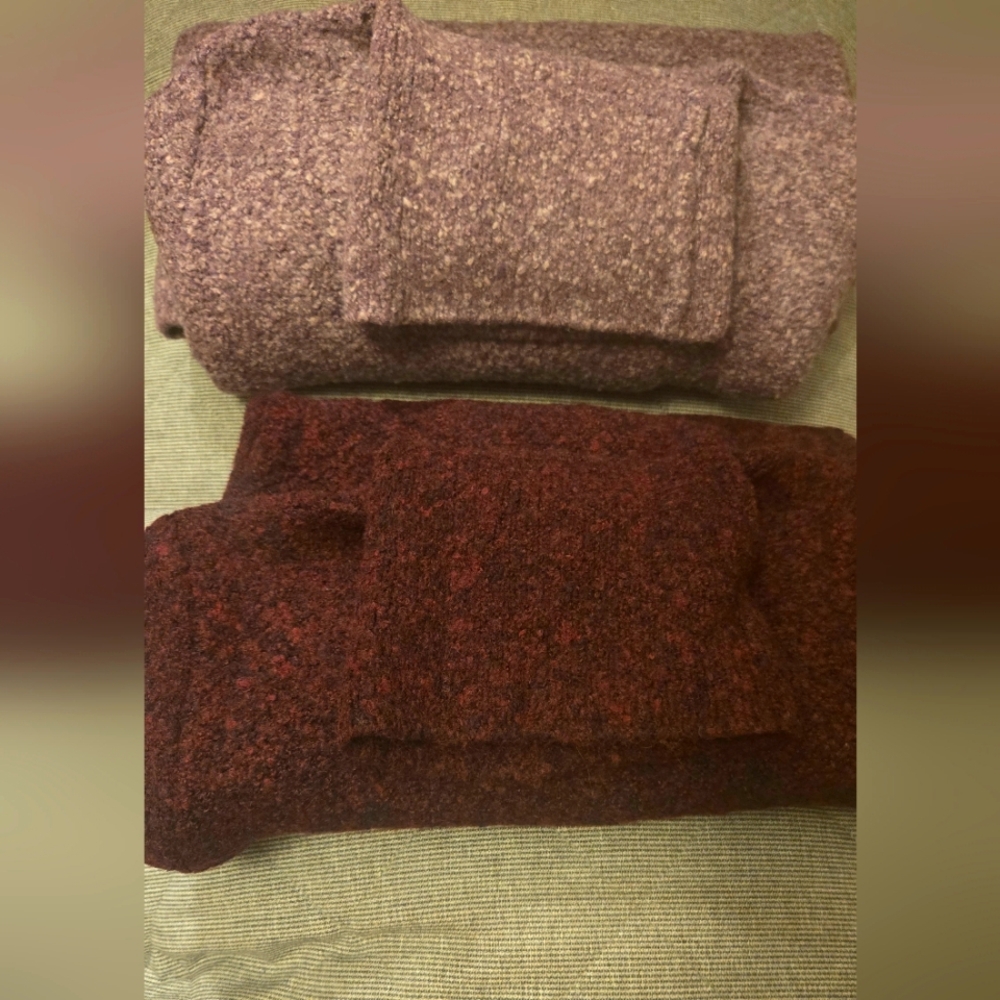 Moda International 2 Turtleneck Sweaters